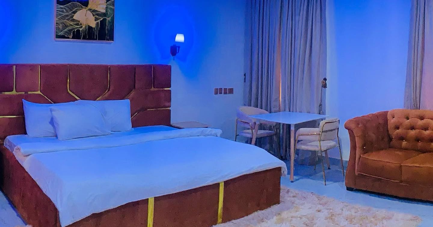 Super Executive Suite